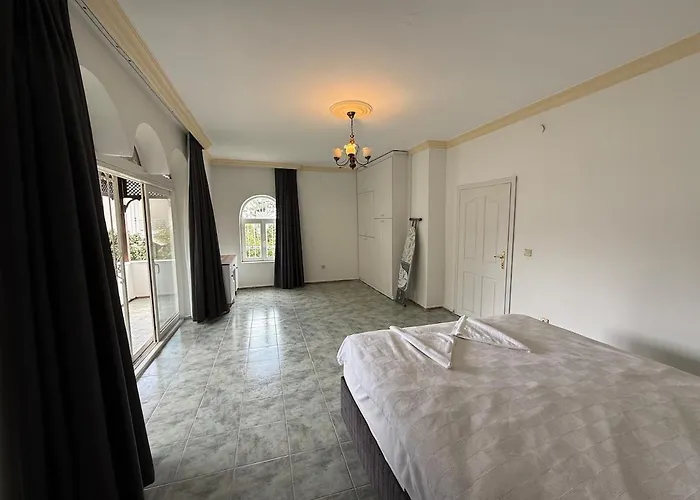 Mete 3 ıçmeler Daily Weekly Villa Marmaris