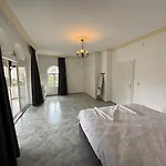 Mete 3 ıçmeler Daily Weekly Villa Marmaris